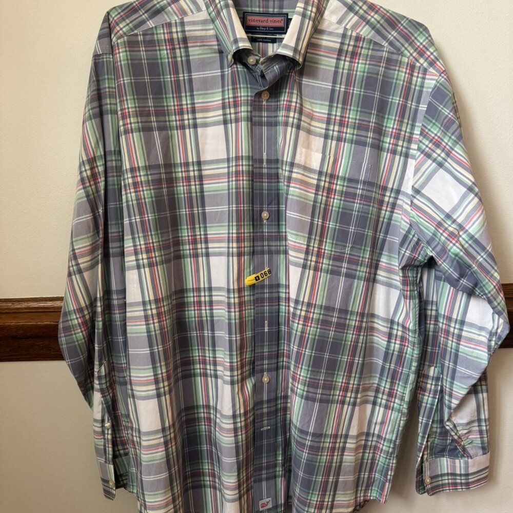 Vineyard Vines Plaid Men's Button Down, size XL